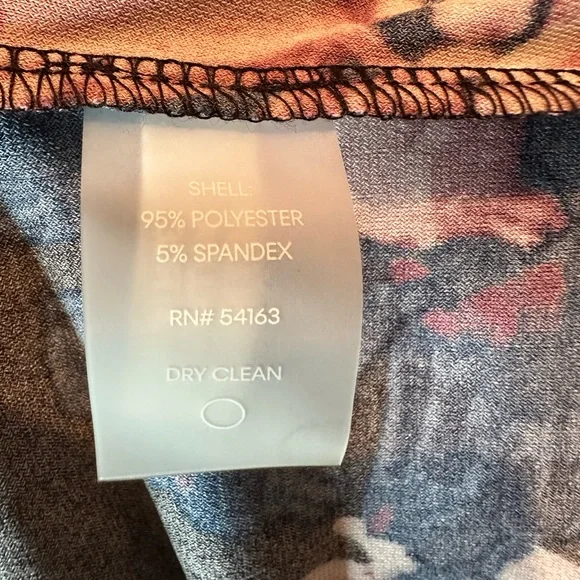 Pretty Tommy Hilfiger Floral Short Sleeveless Dress - Picture 2 of 7